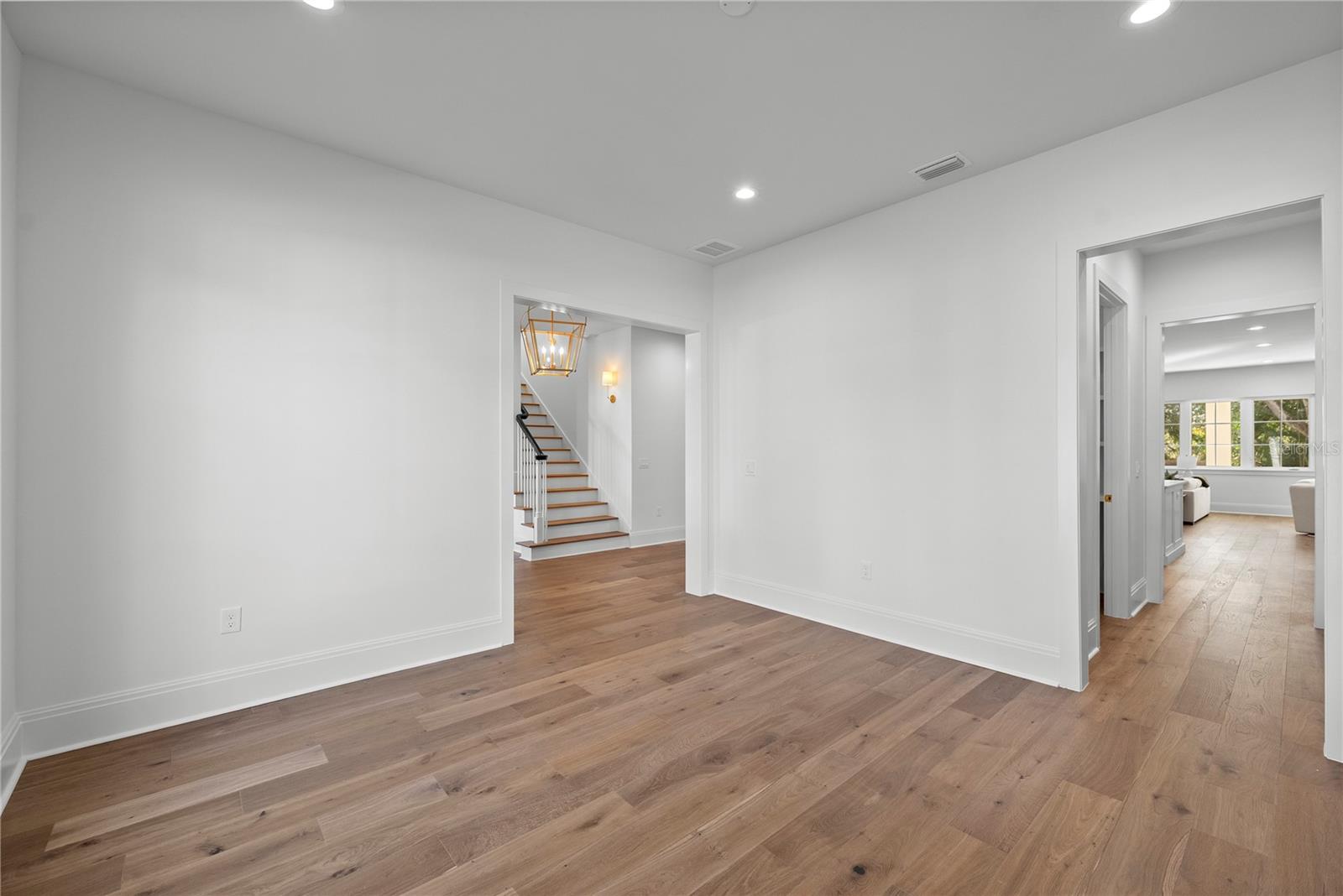 Image 15 of 58 For 4614 Tennyson