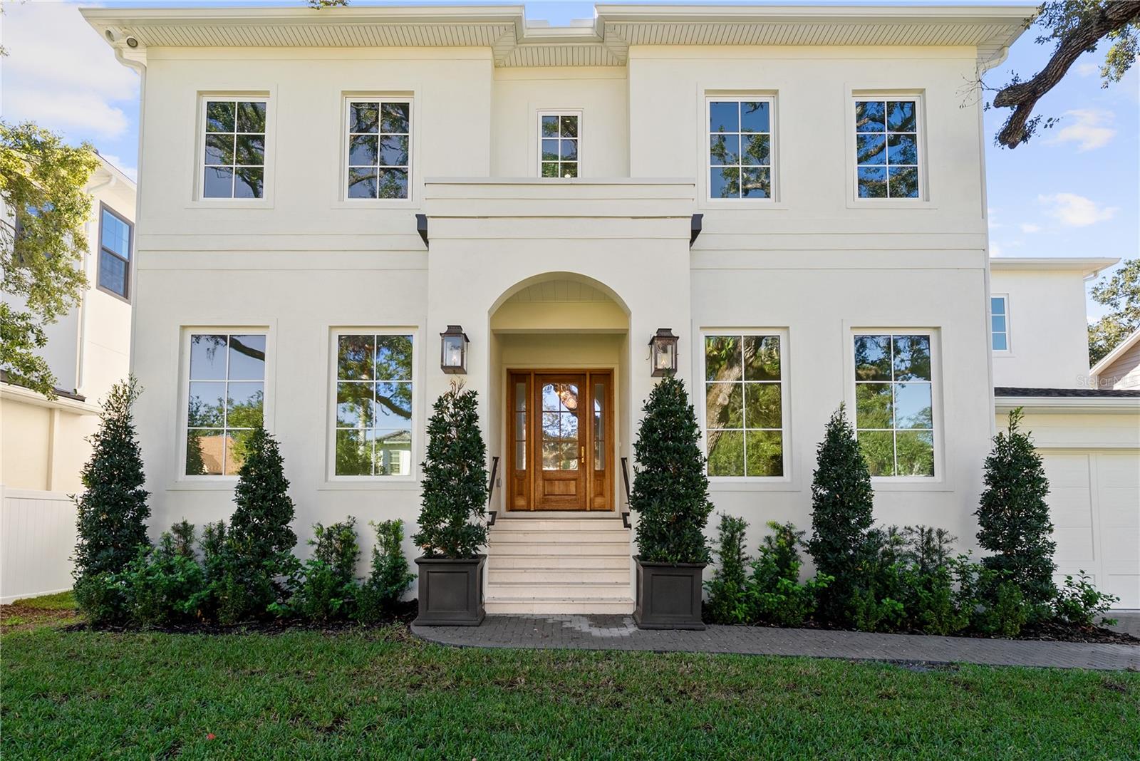 Image 2 of 58 For 4614 Tennyson