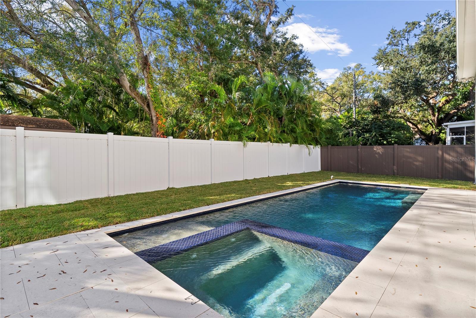 Image 49 of 58 For 4614 Tennyson