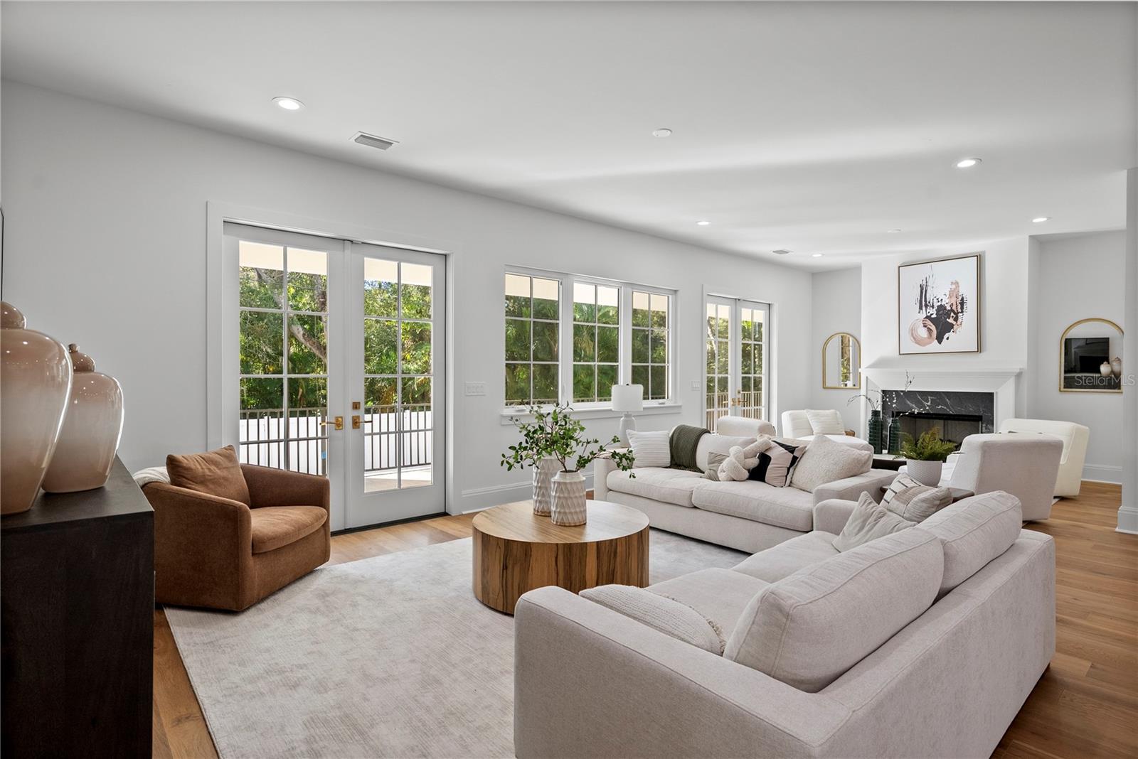 Image 7 of 58 For 4614 Tennyson