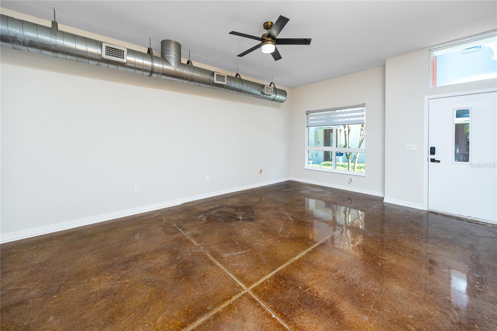 Image 17 of 34 For 851 3rd Ave N