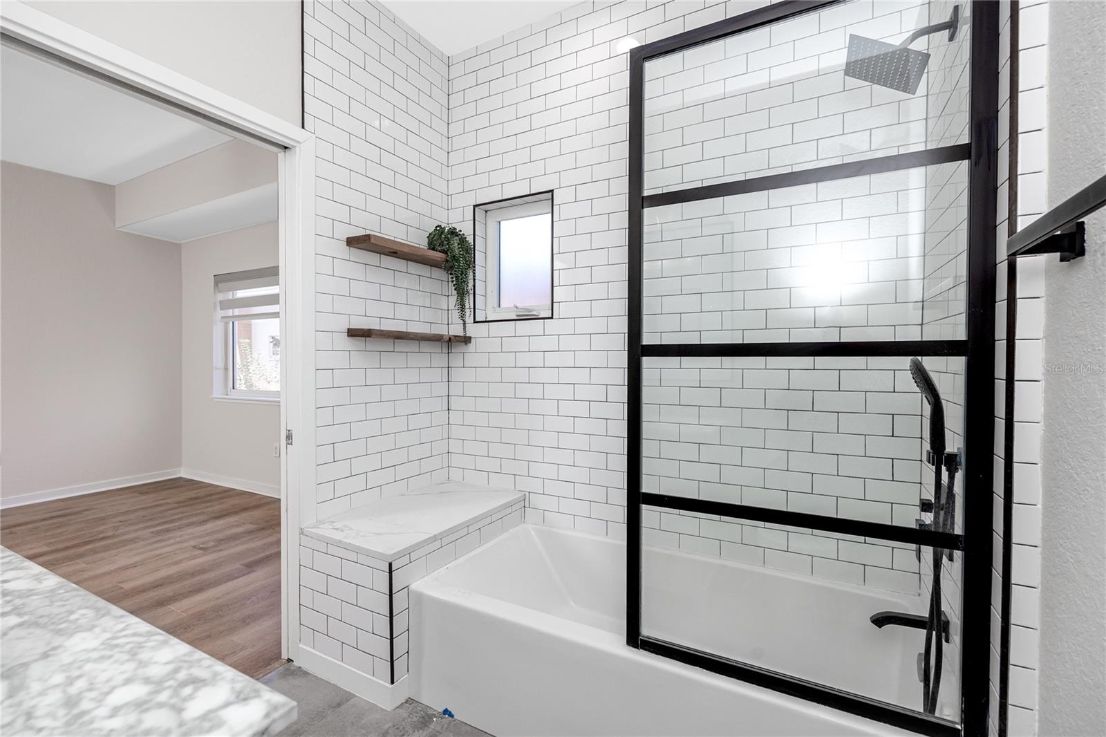 Image 30 of 34 For 851 3rd Ave N