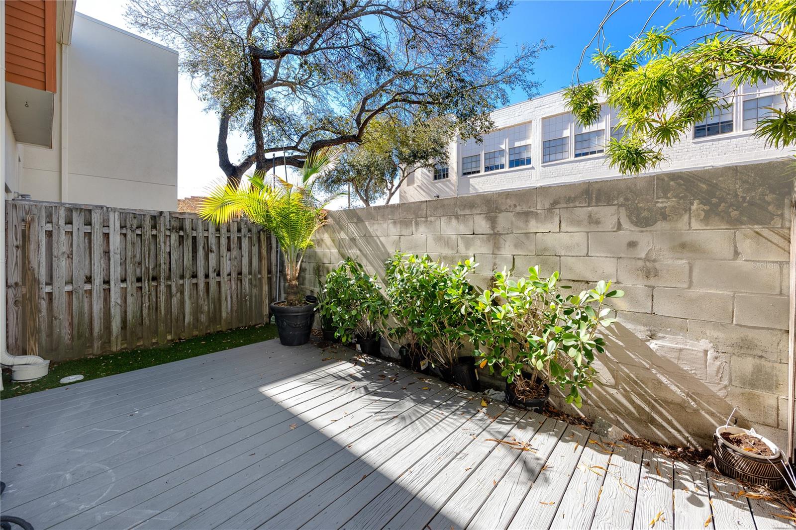 Image 31 of 34 For 851 3rd Ave N