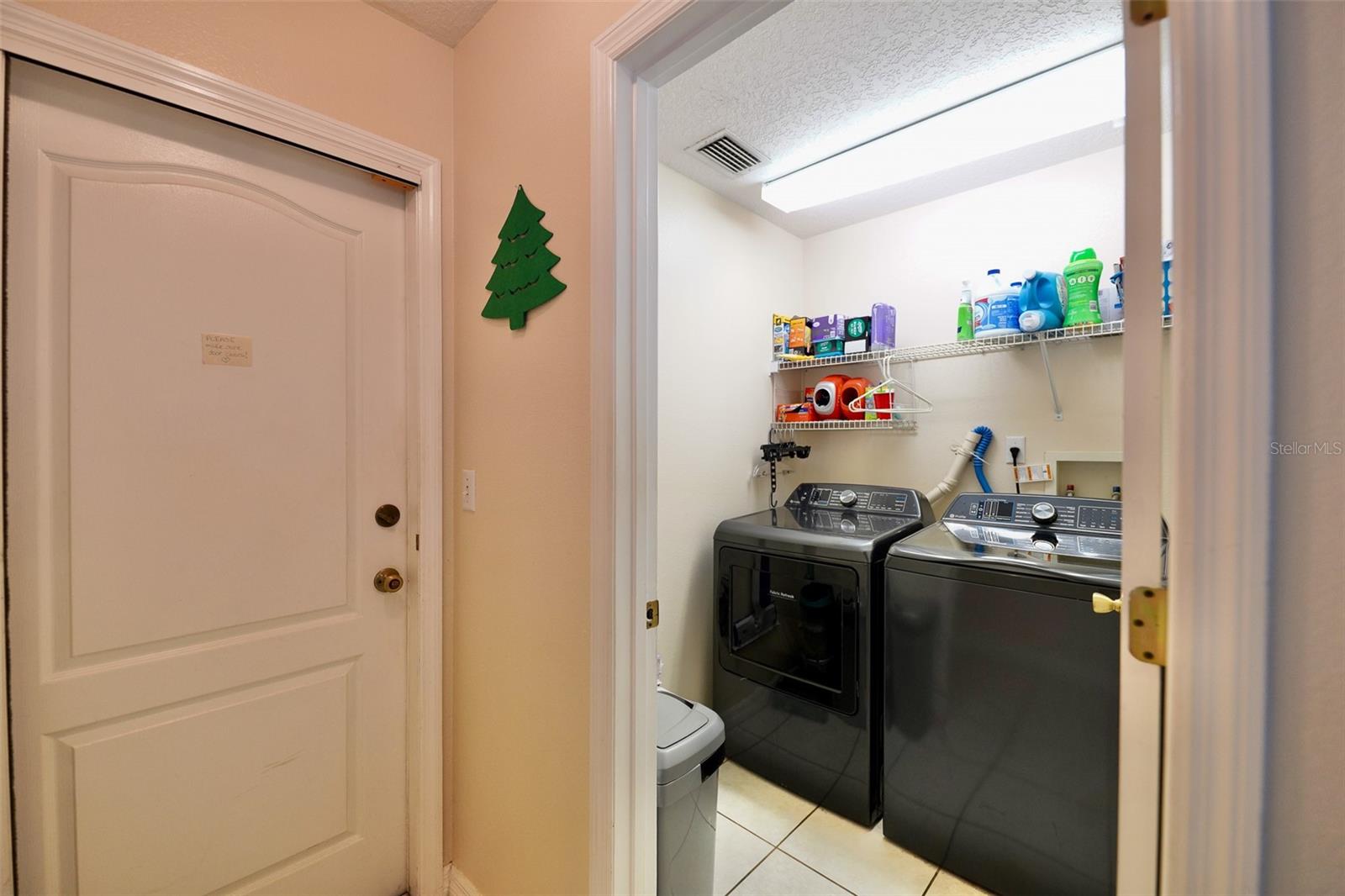 Image 12 of 32 For 14345 Sanhatchee Street