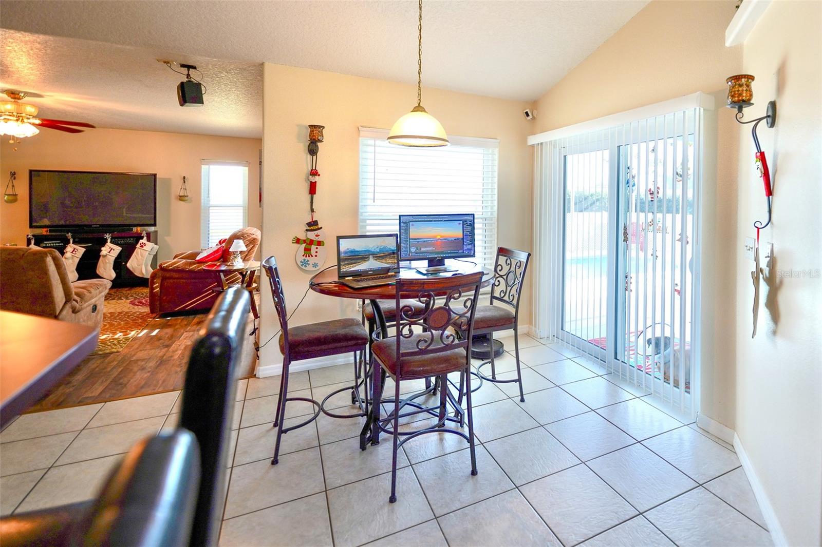 Image 13 of 32 For 14345 Sanhatchee Street