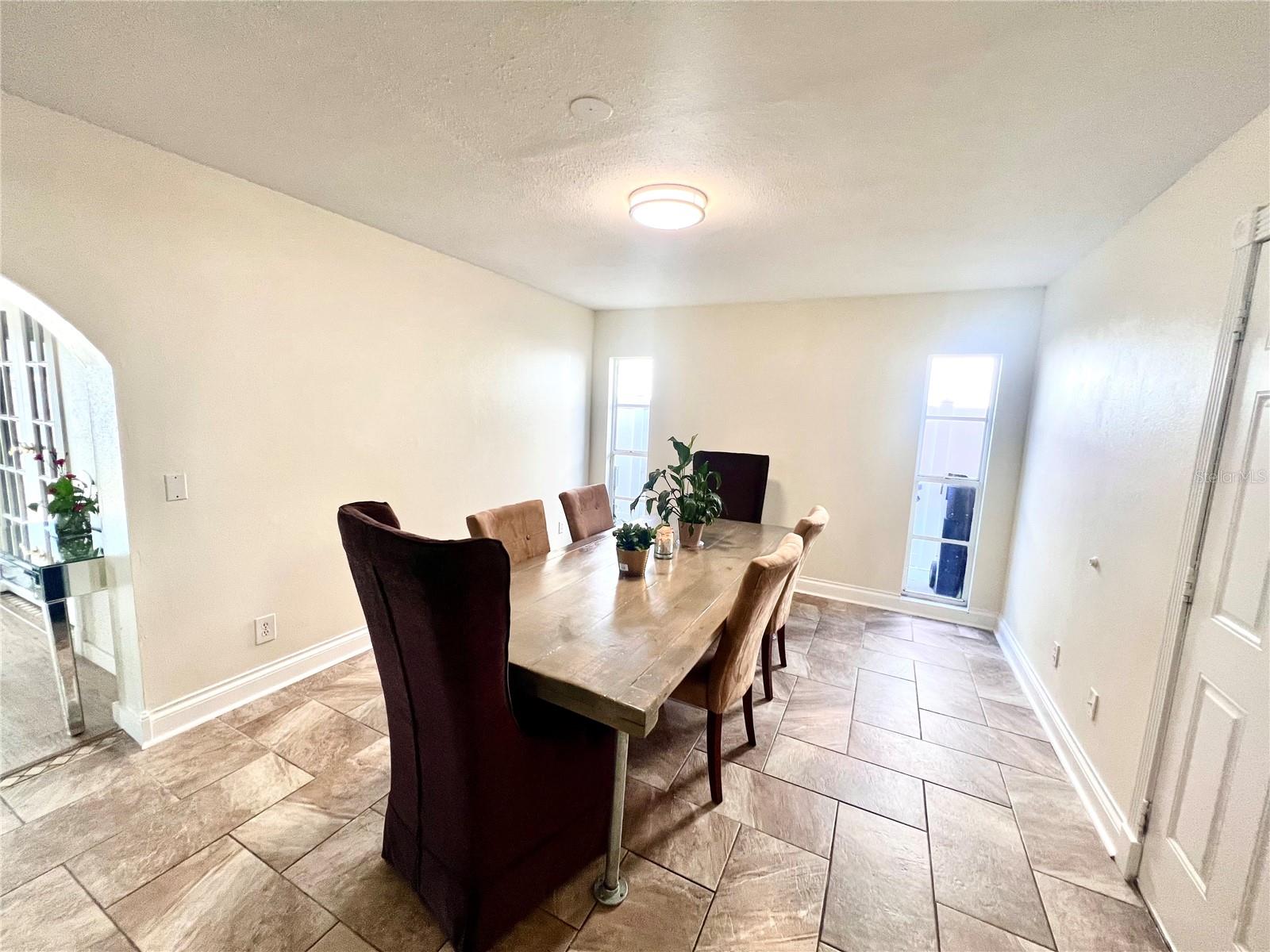 Image 11 of 51 For 10908 Brightside Drive