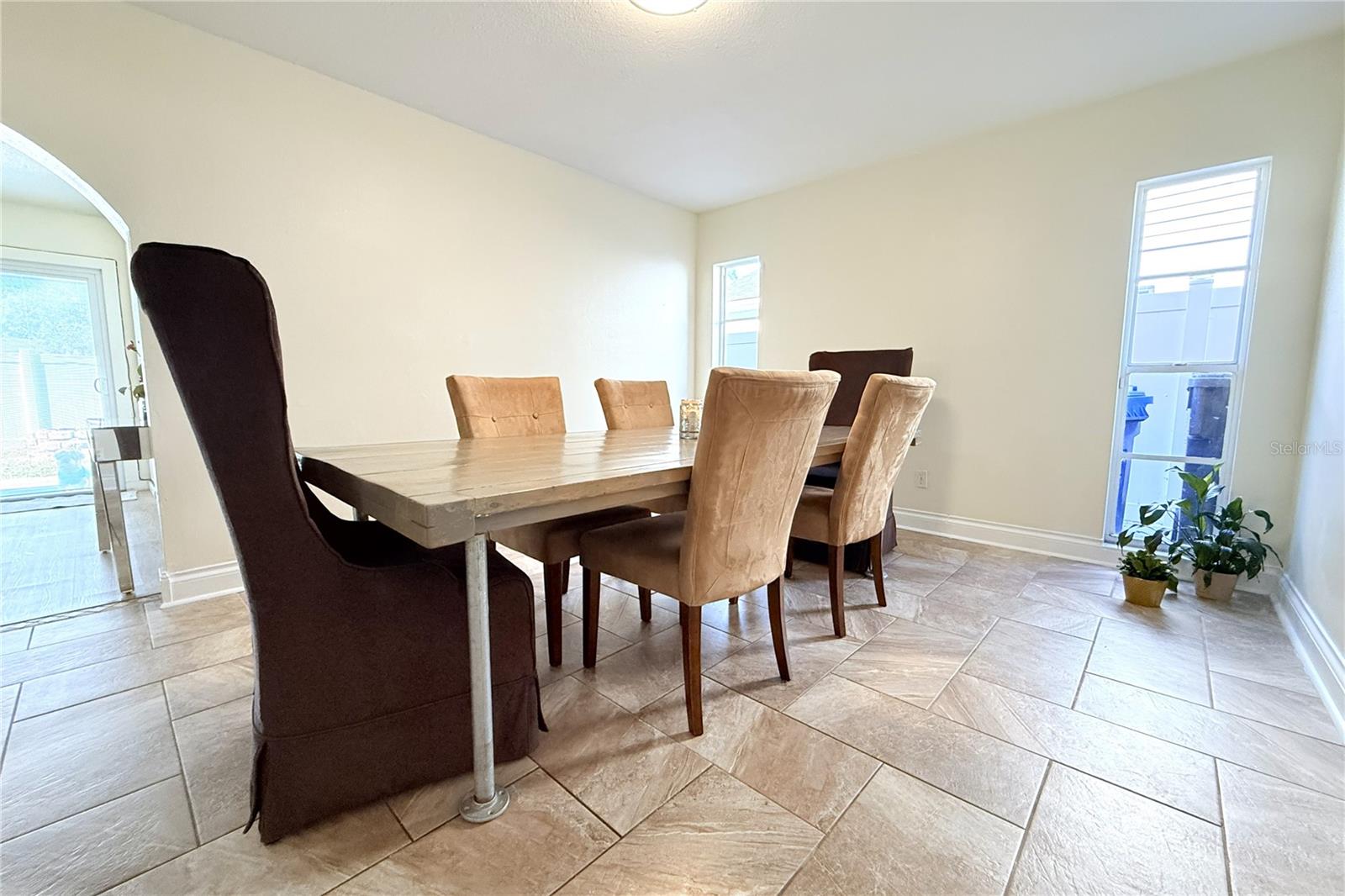 Image 12 of 51 For 10908 Brightside Drive