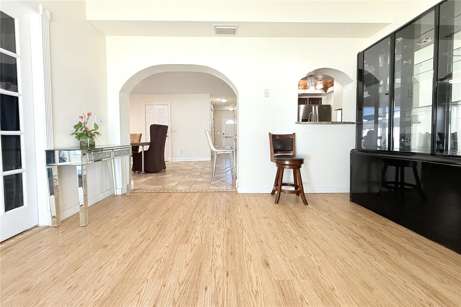 Image 25 of 51 For 10908 Brightside Drive