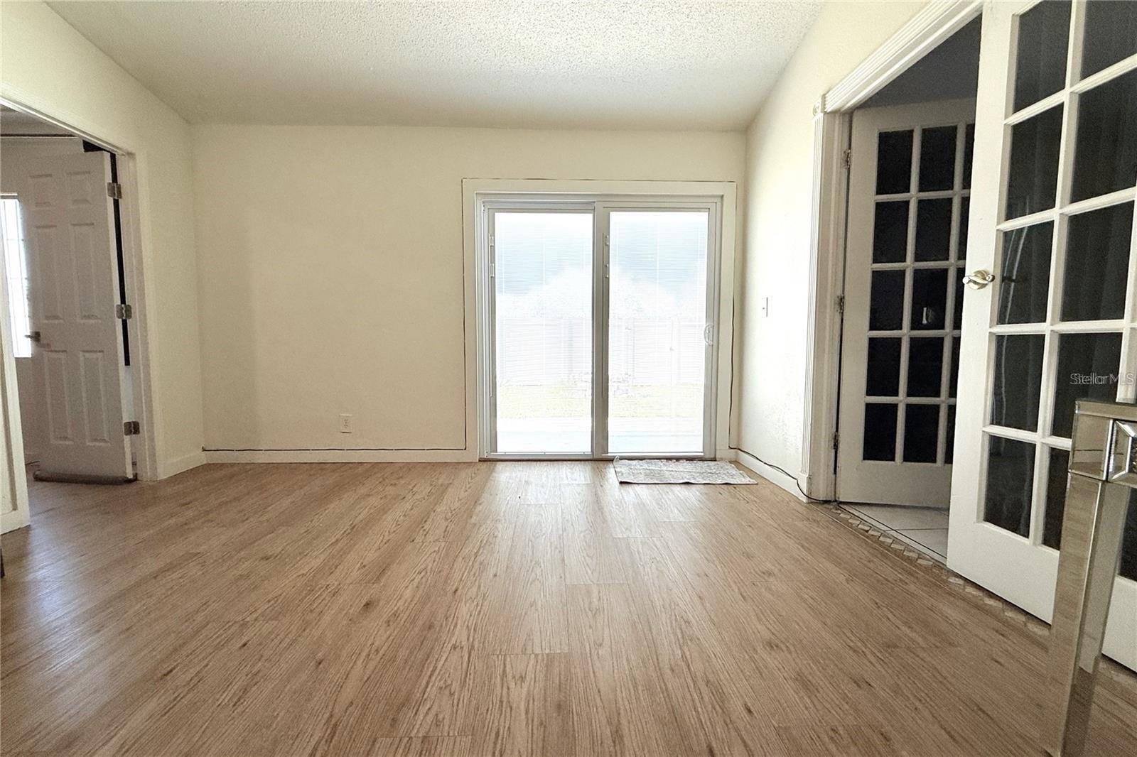 Image 28 of 51 For 10908 Brightside Drive