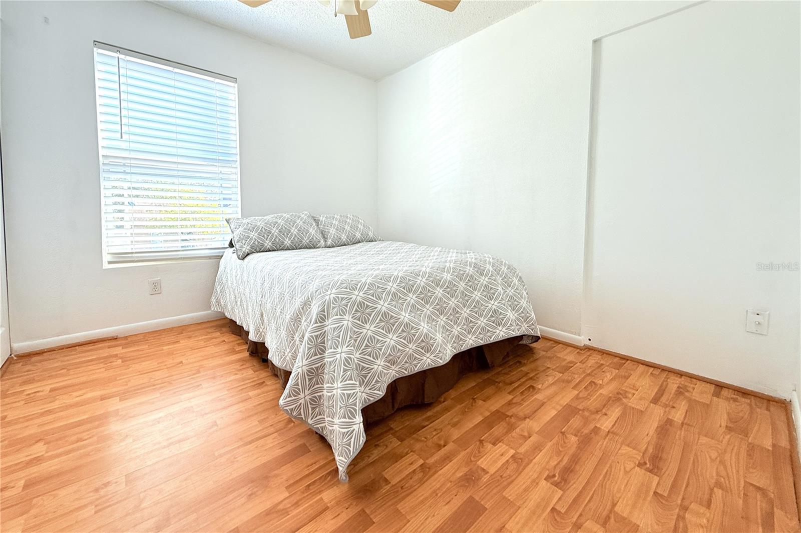 Image 29 of 51 For 10908 Brightside Drive