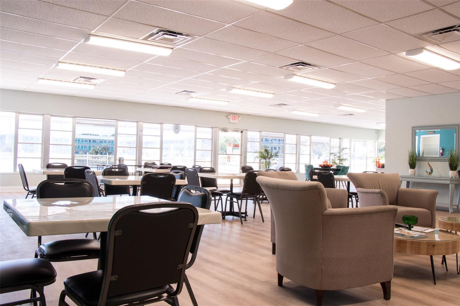 Image 37 of 50 For 1900 59th Avenue N 305