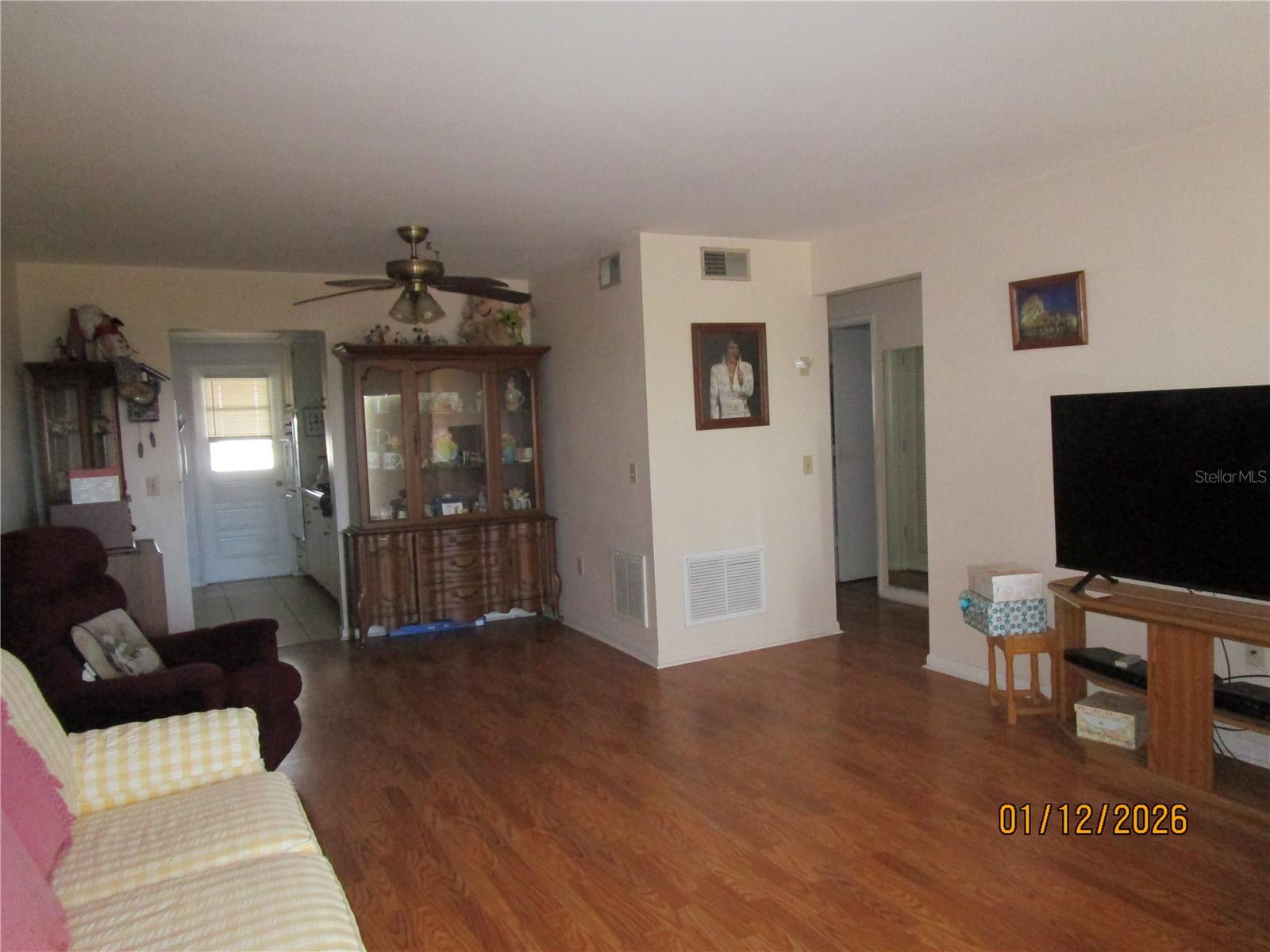 Image 7 of 50 For 1900 59th Avenue N 305