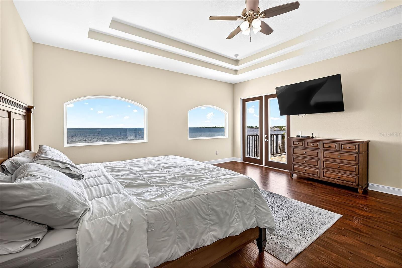 Image 20 of 40 For 3532 Shell Point Road