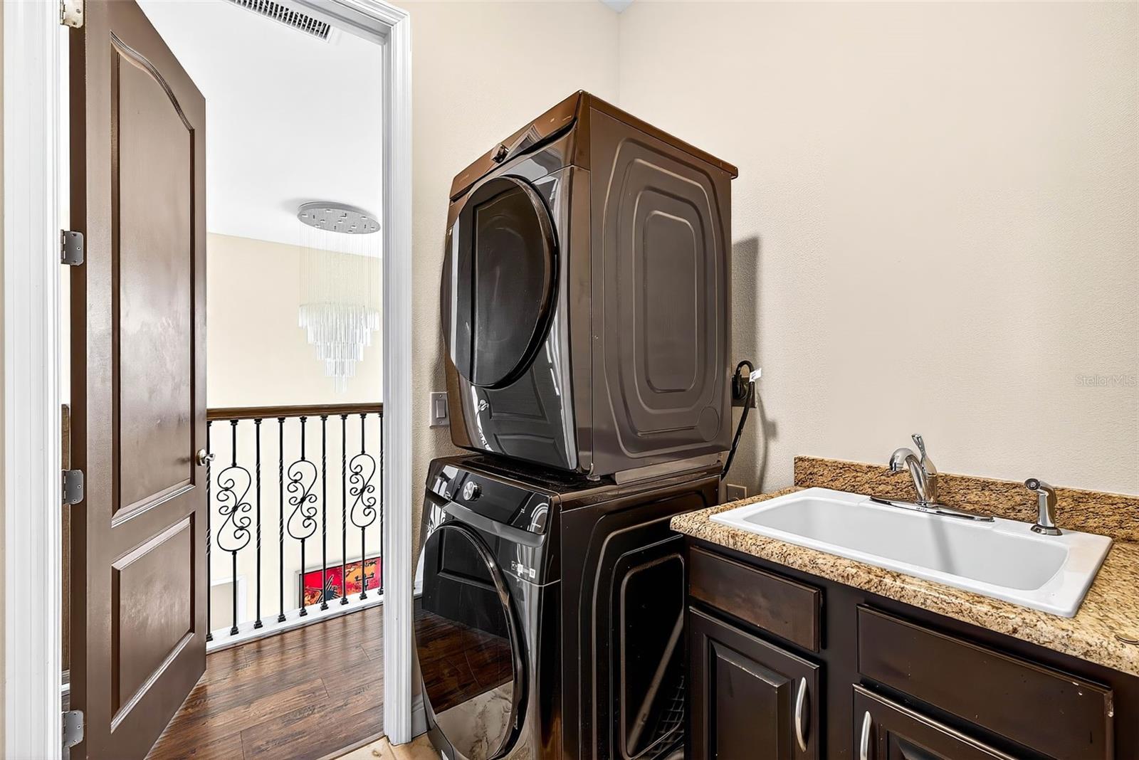 Image 29 of 40 For 3532 Shell Point Road