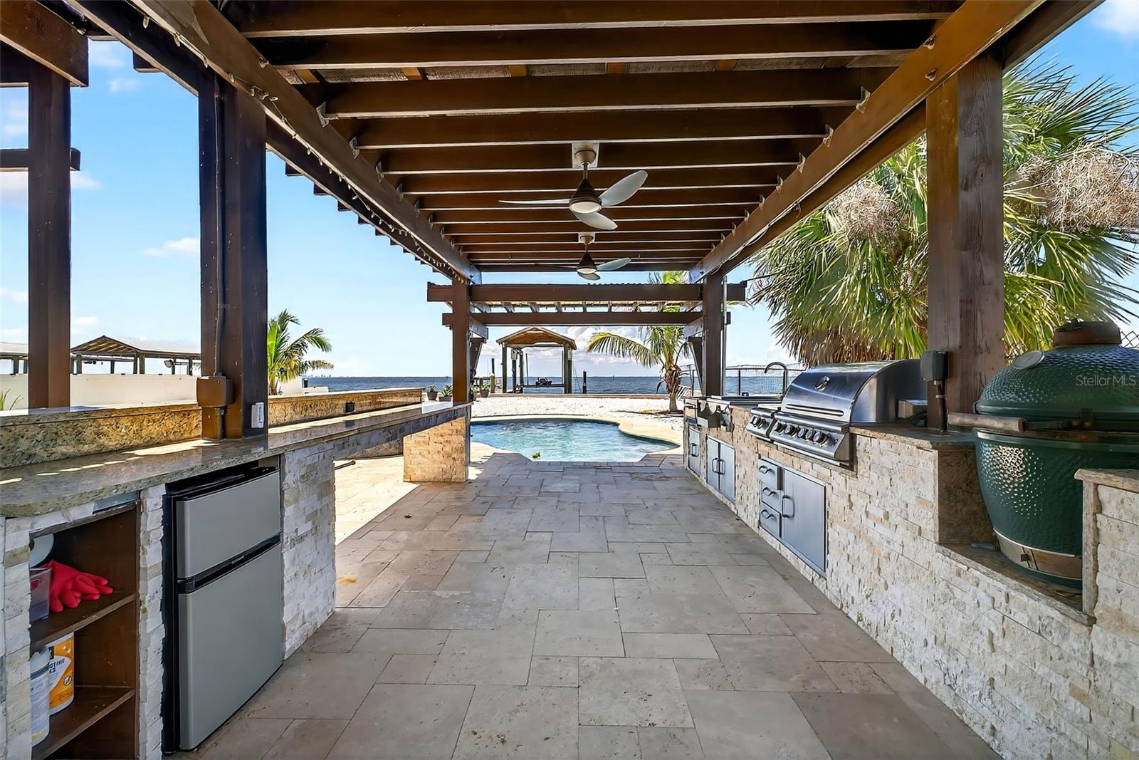 Image 32 of 40 For 3532 Shell Point Road