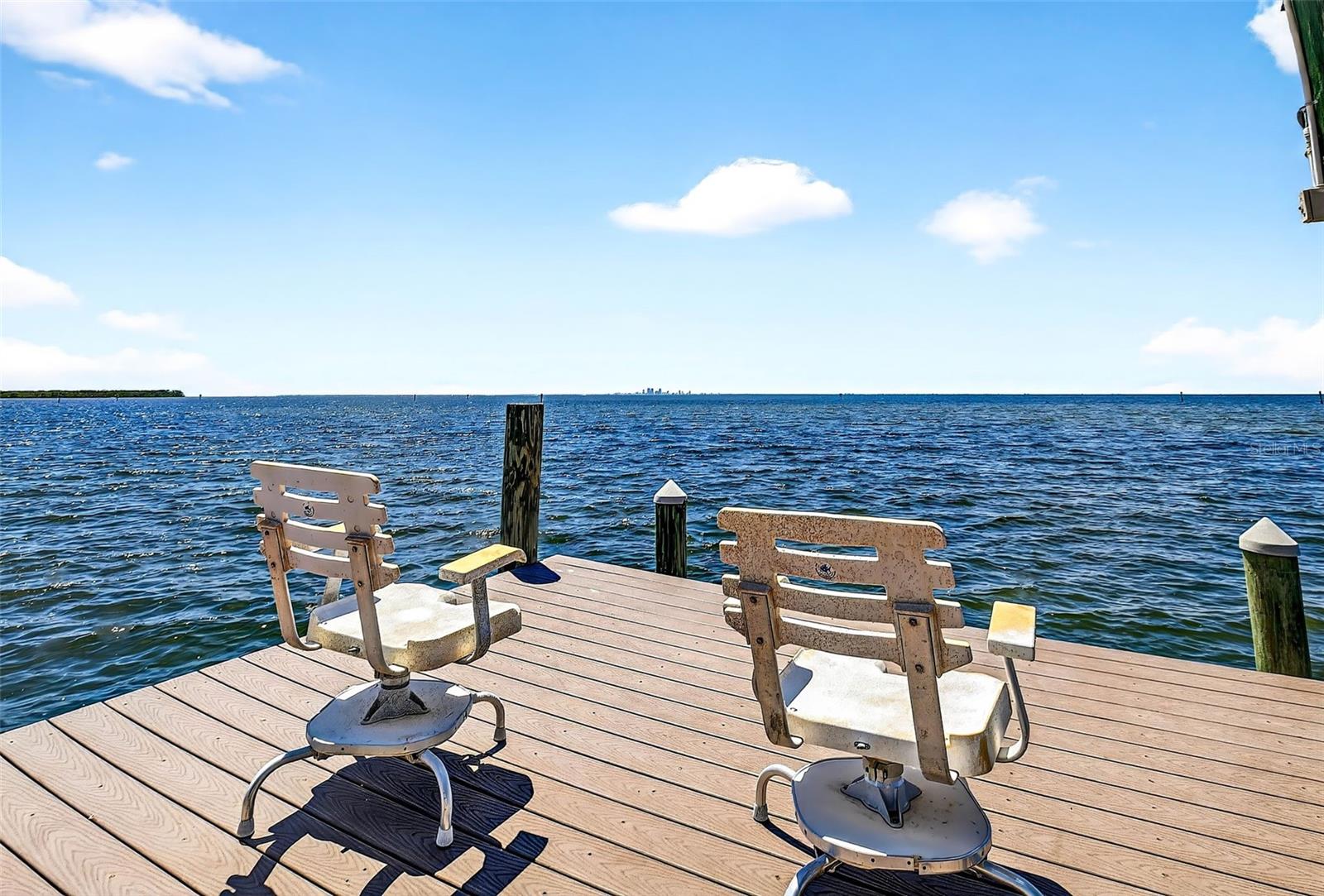 Image 35 of 40 For 3532 Shell Point Road