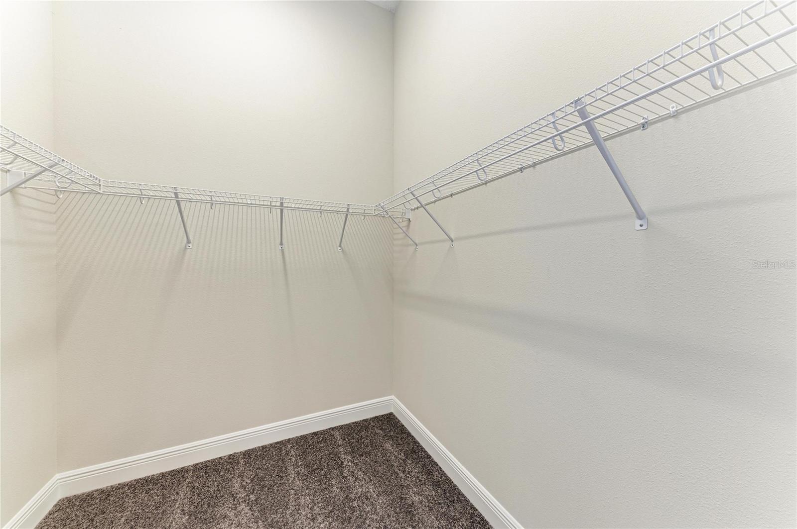 Image 9 of 28 For 12374 Oak Hill Way