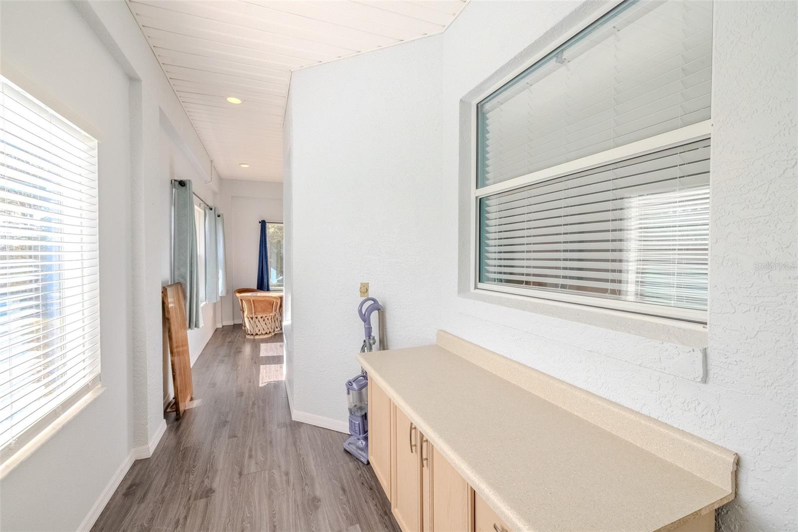 Image 23 of 52 For 12480 Fern Point