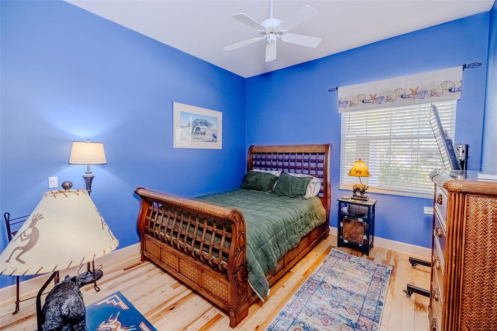 Image 36 of 52 For 12480 Fern Point