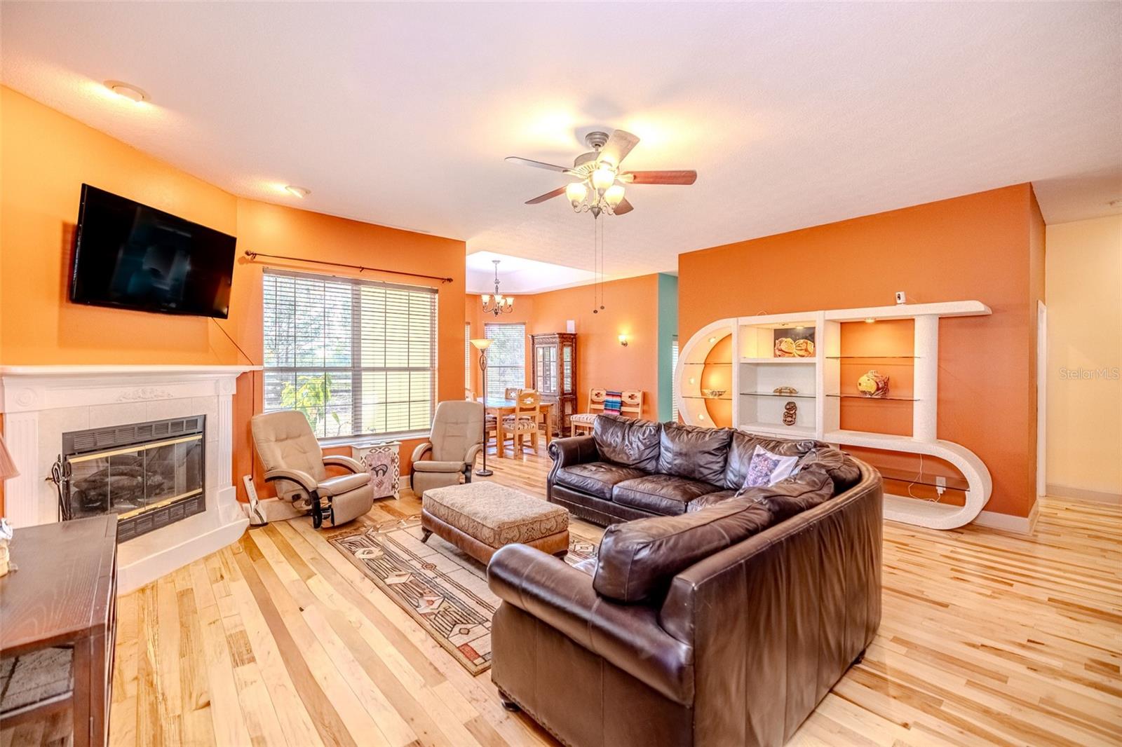 Image 7 of 52 For 12480 Fern Point