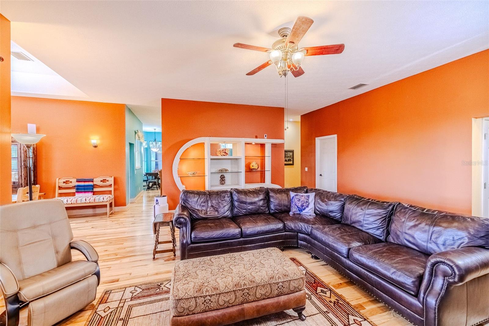 Image 8 of 52 For 12480 Fern Point