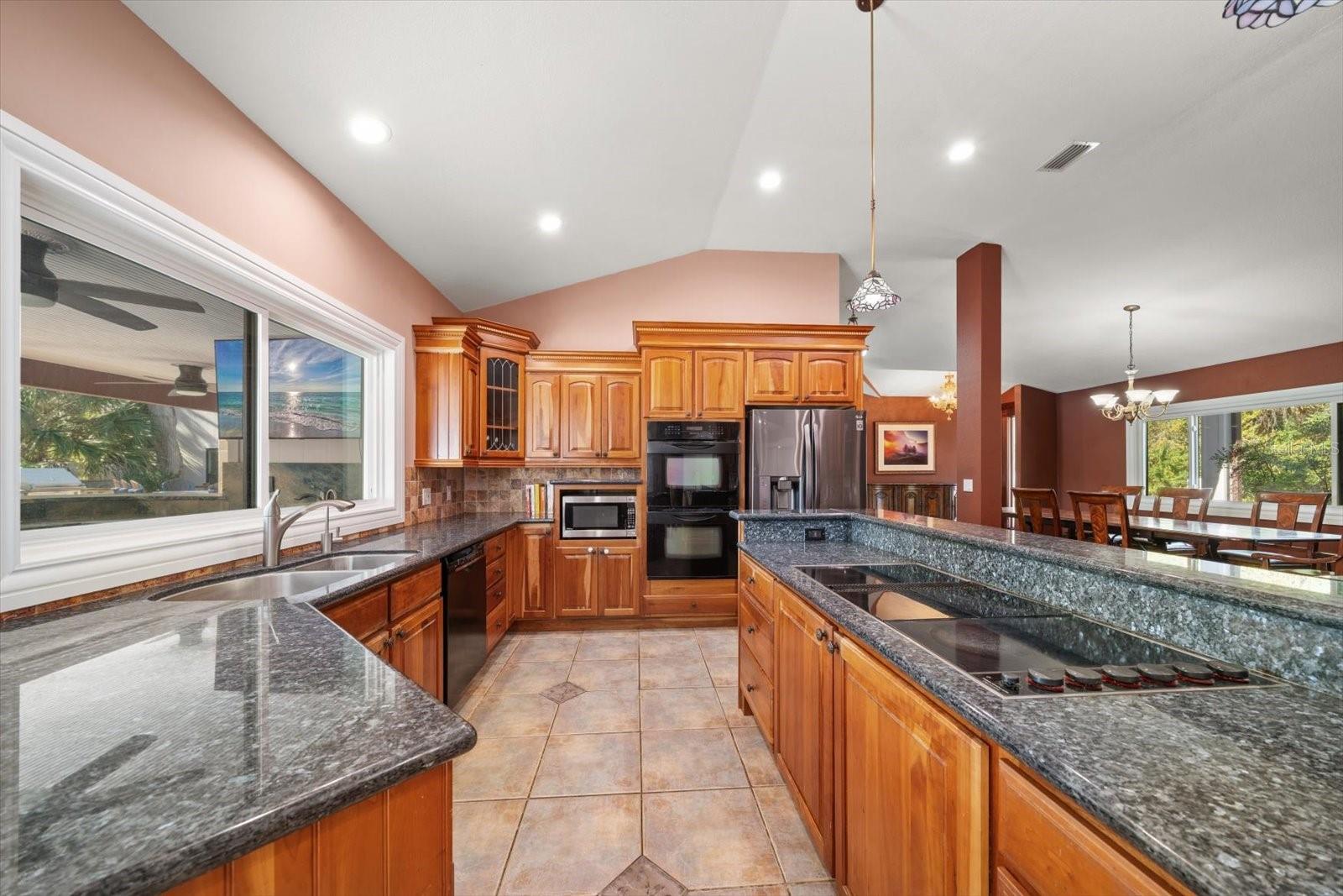 Image 24 of 83 For 2402 Pine Hammock