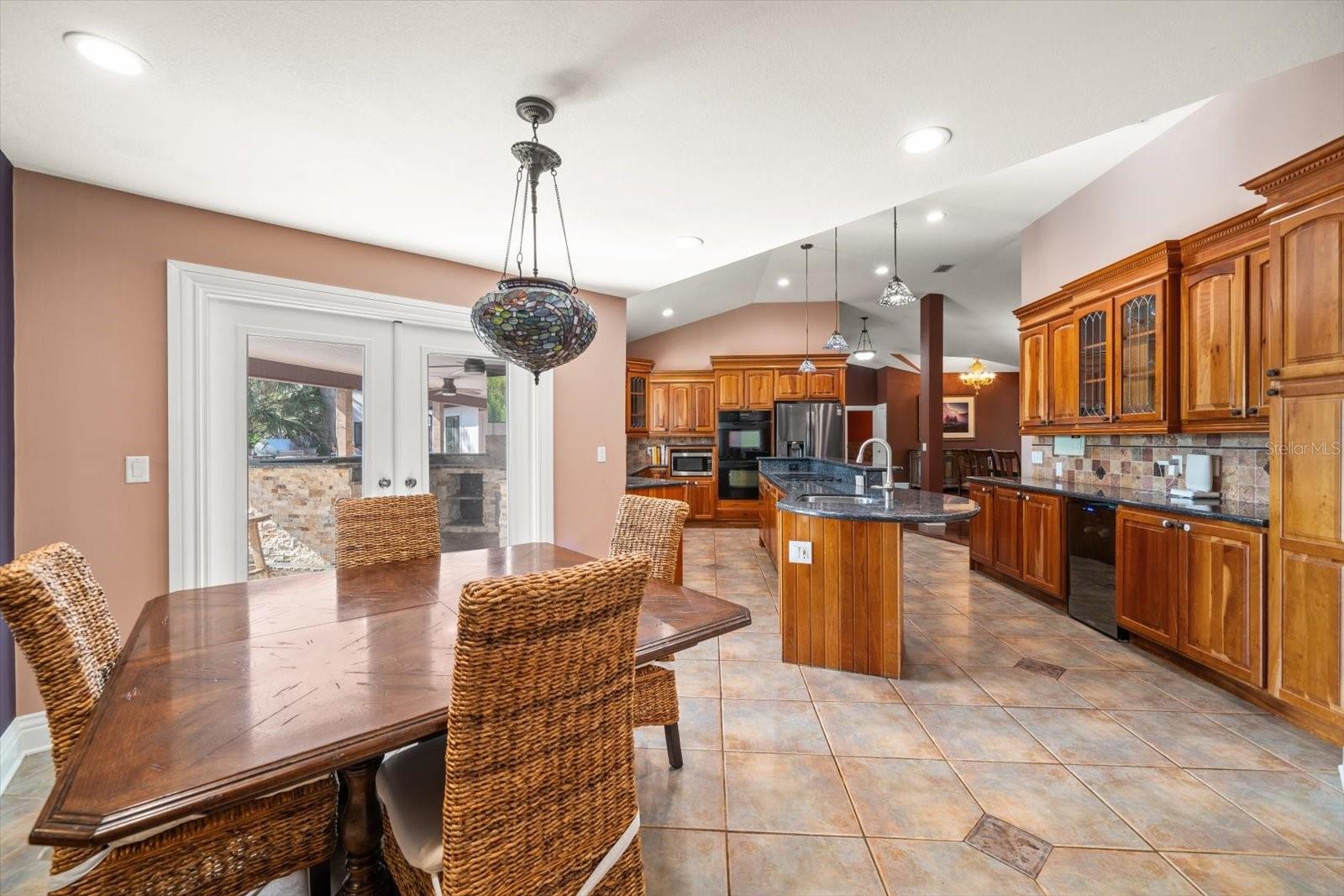 Image 26 of 83 For 2402 Pine Hammock