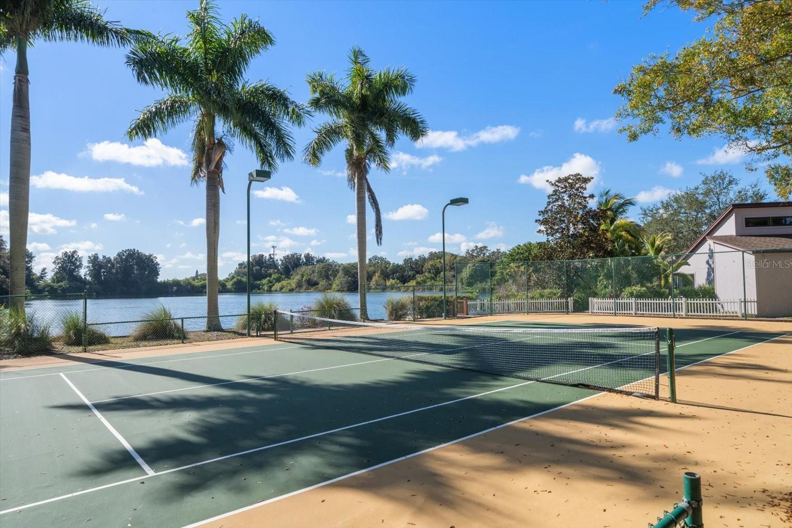 Image 4 of 83 For 2402 Pine Hammock