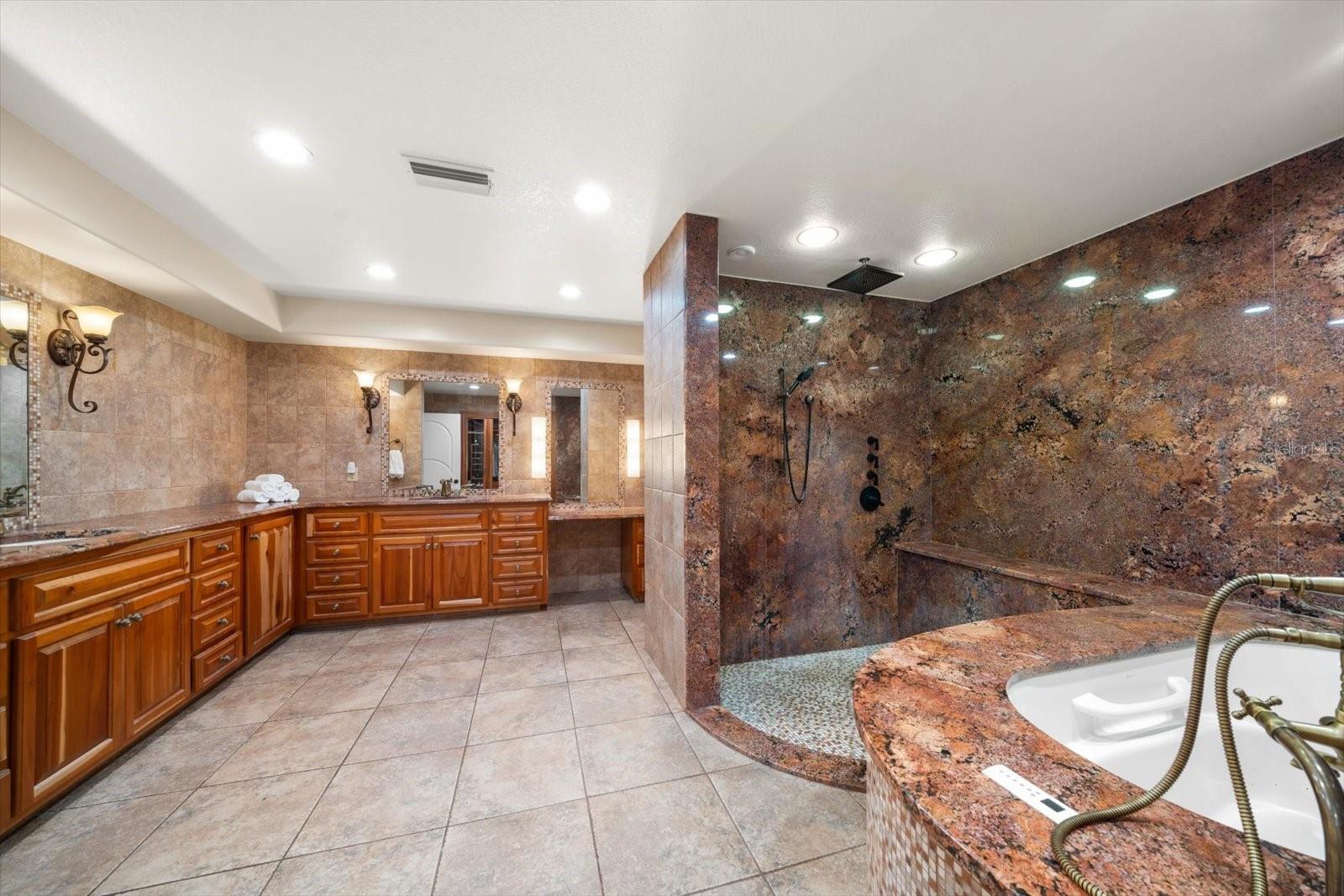 Image 41 of 83 For 2402 Pine Hammock