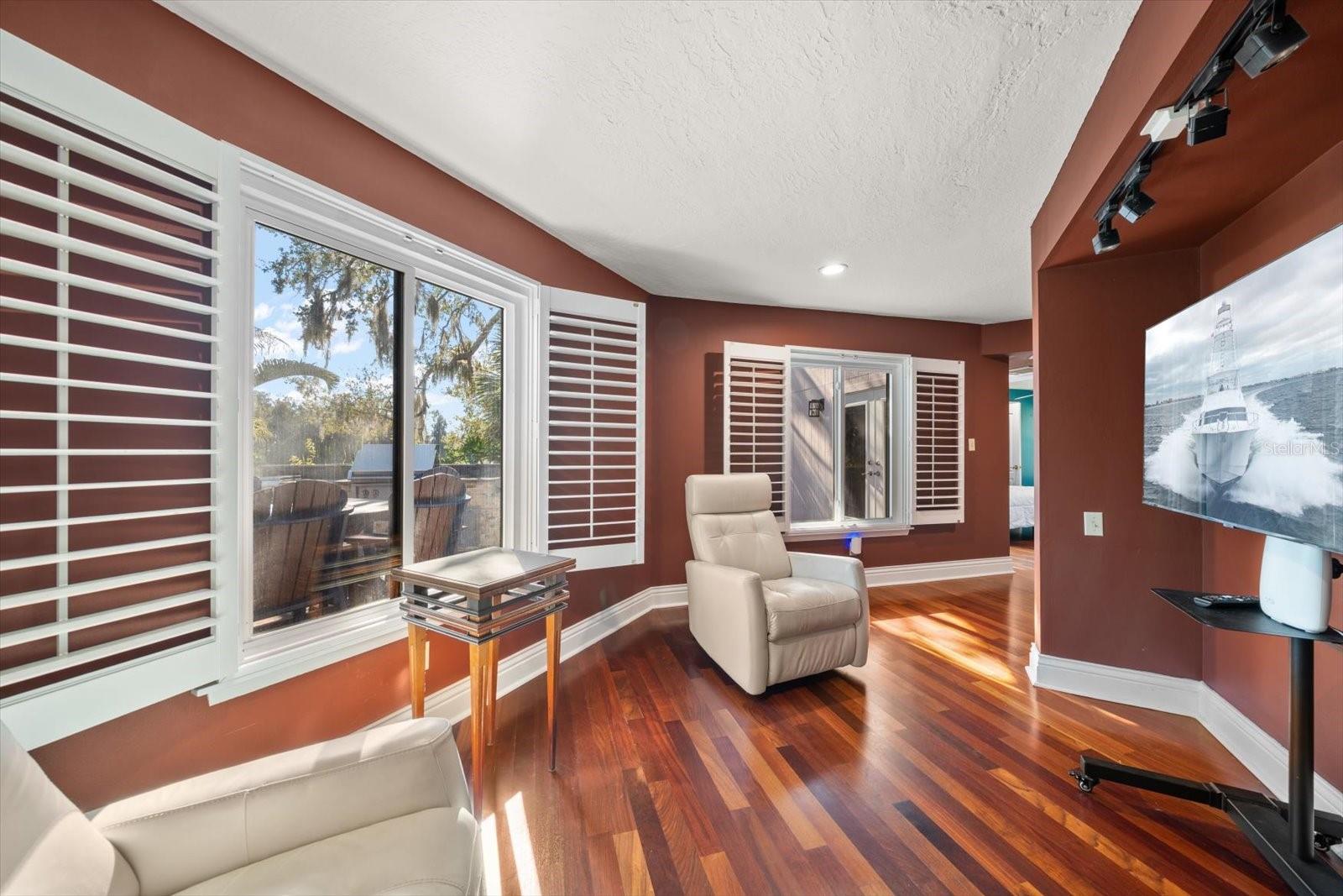 Image 50 of 83 For 2402 Pine Hammock