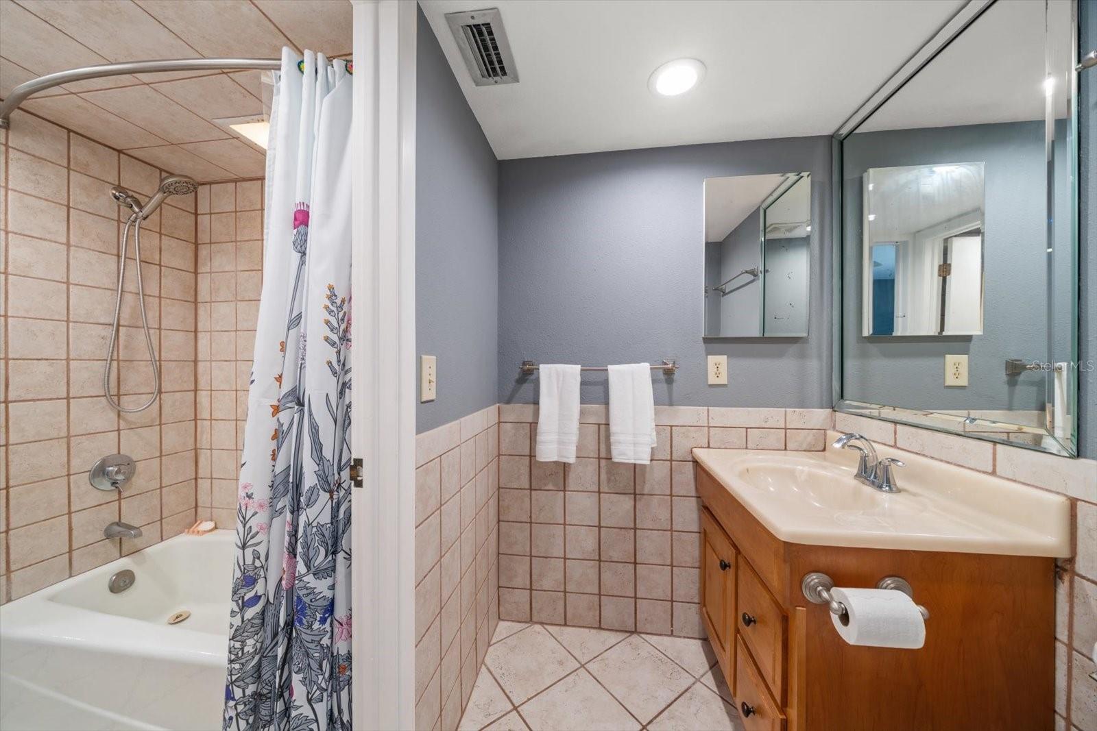 Image 57 of 83 For 2402 Pine Hammock