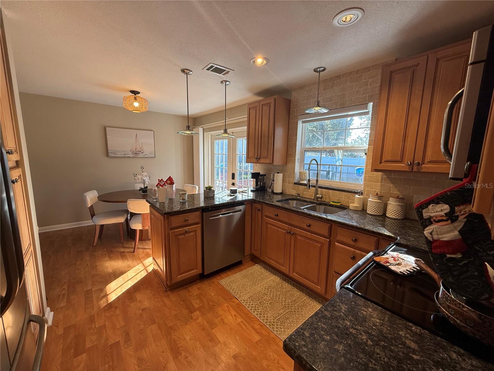 Image 9 of 18 For 3066 19th Place Sw