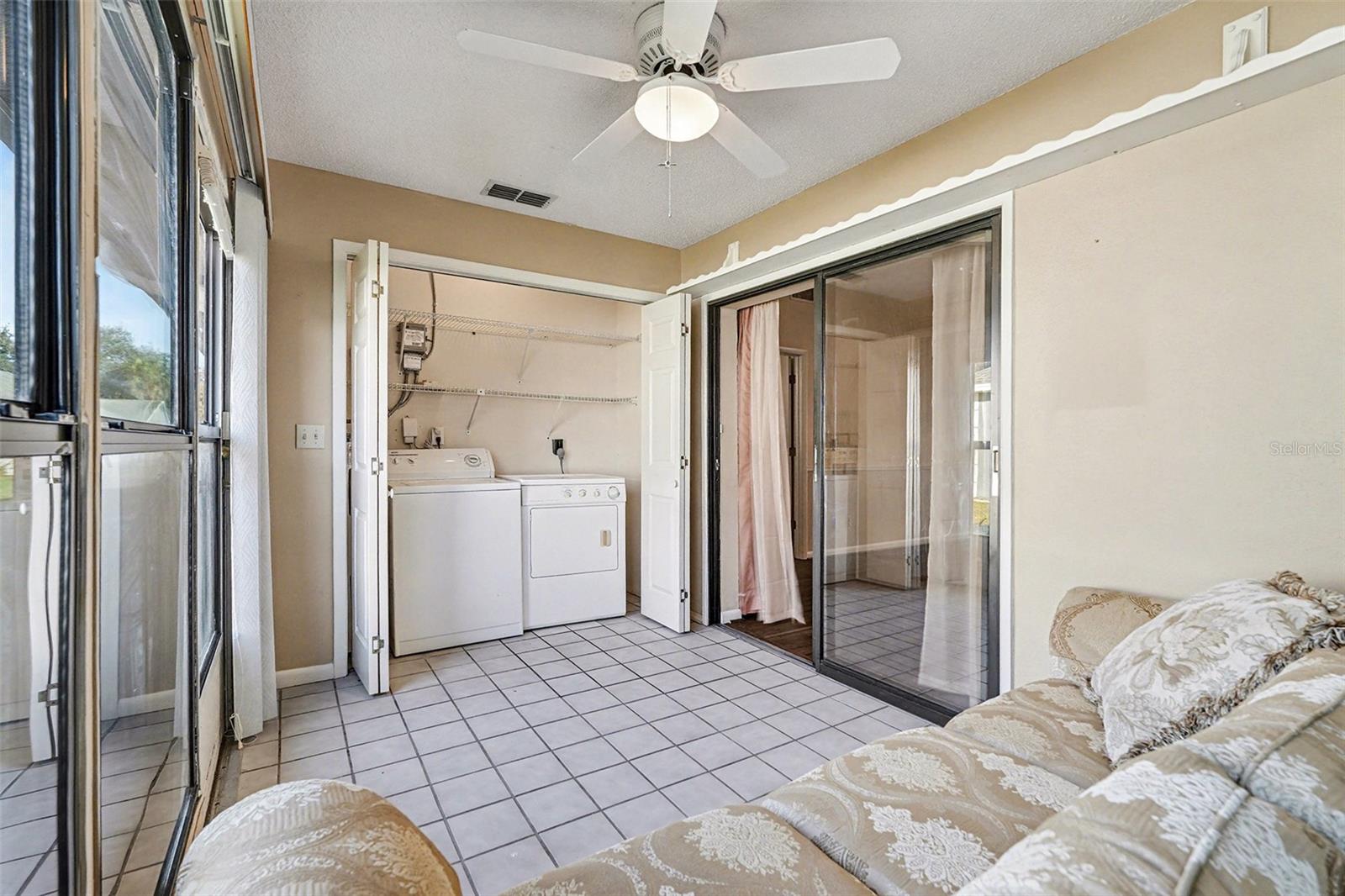 Image 12 of 28 For 38345 Cottonwood Place 38345