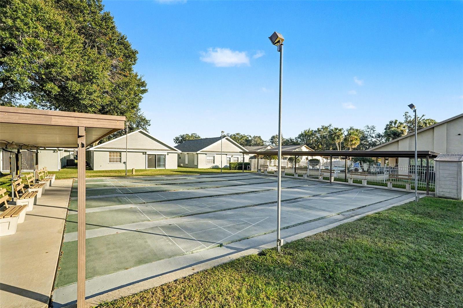 Image 23 of 28 For 38345 Cottonwood Place 38345