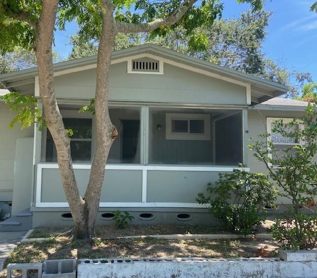 Details for 962 19th Avenue S B, ST PETERSBURG, FL 33705