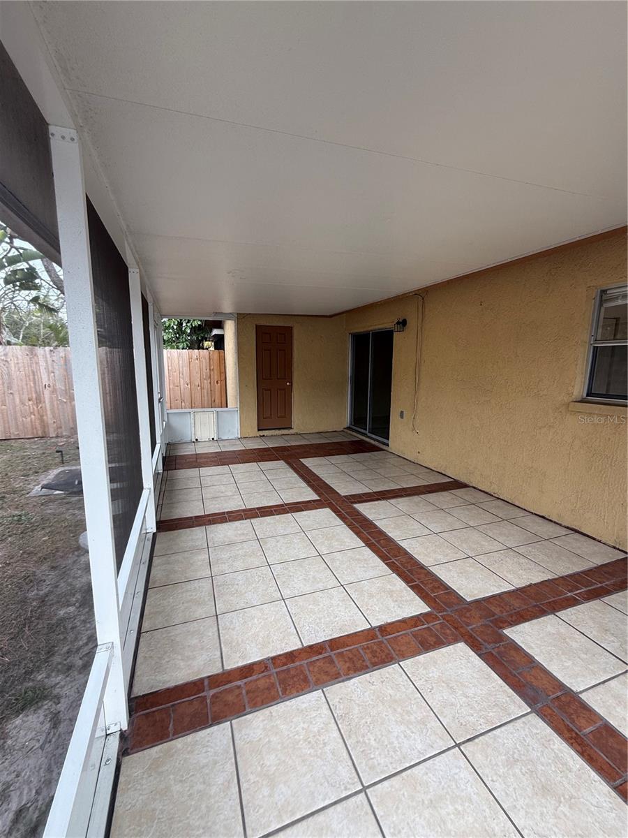 Image 15 of 22 For 3620 Hartford Street N