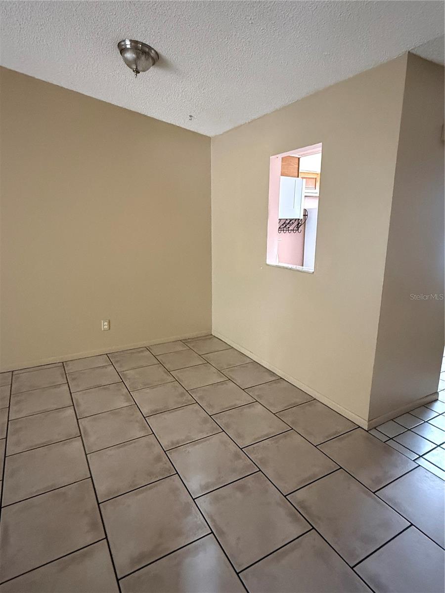 Image 4 of 22 For 3620 Hartford Street N