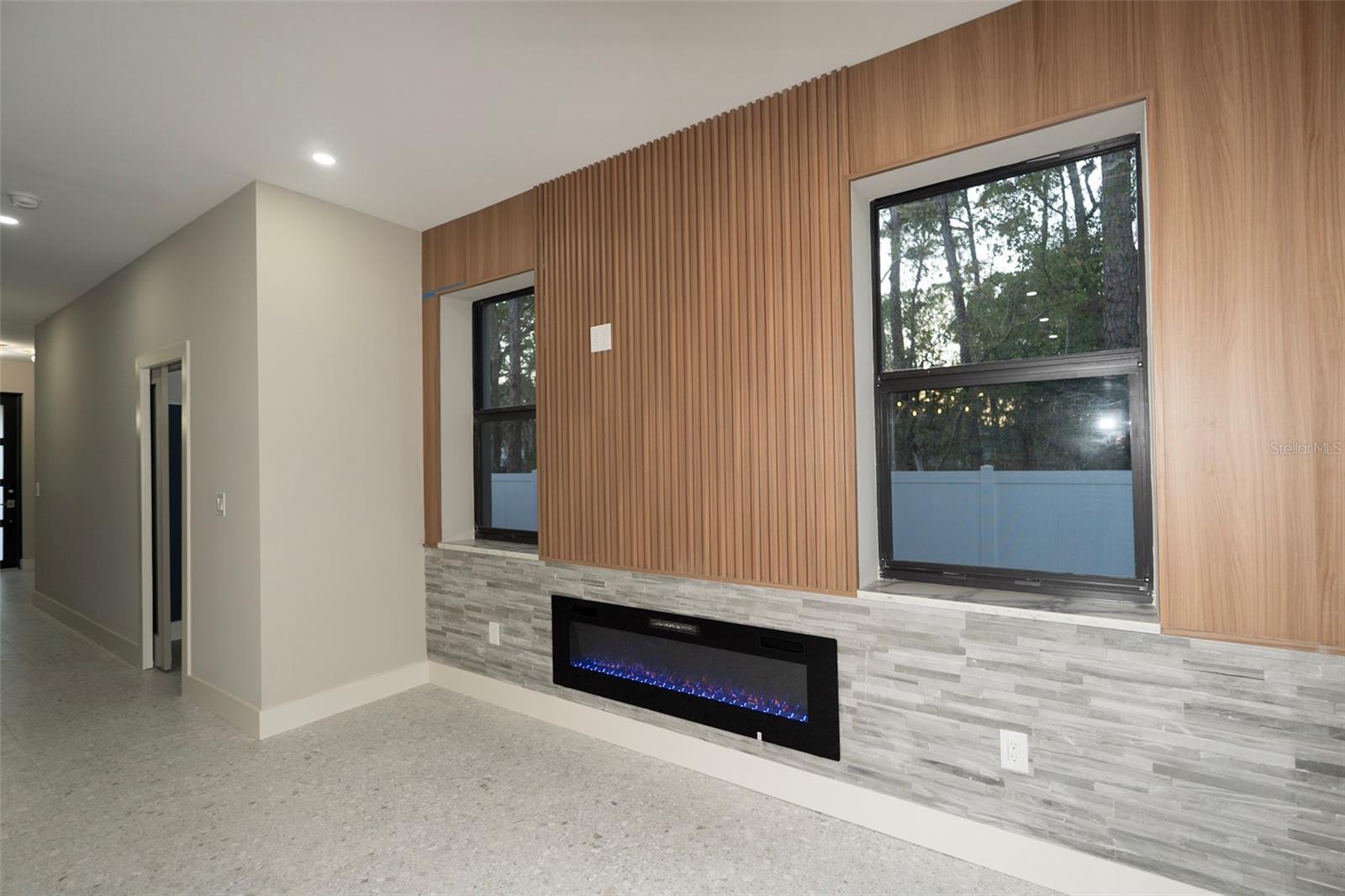 Image 17 of 45 For 7621 Amherst Street