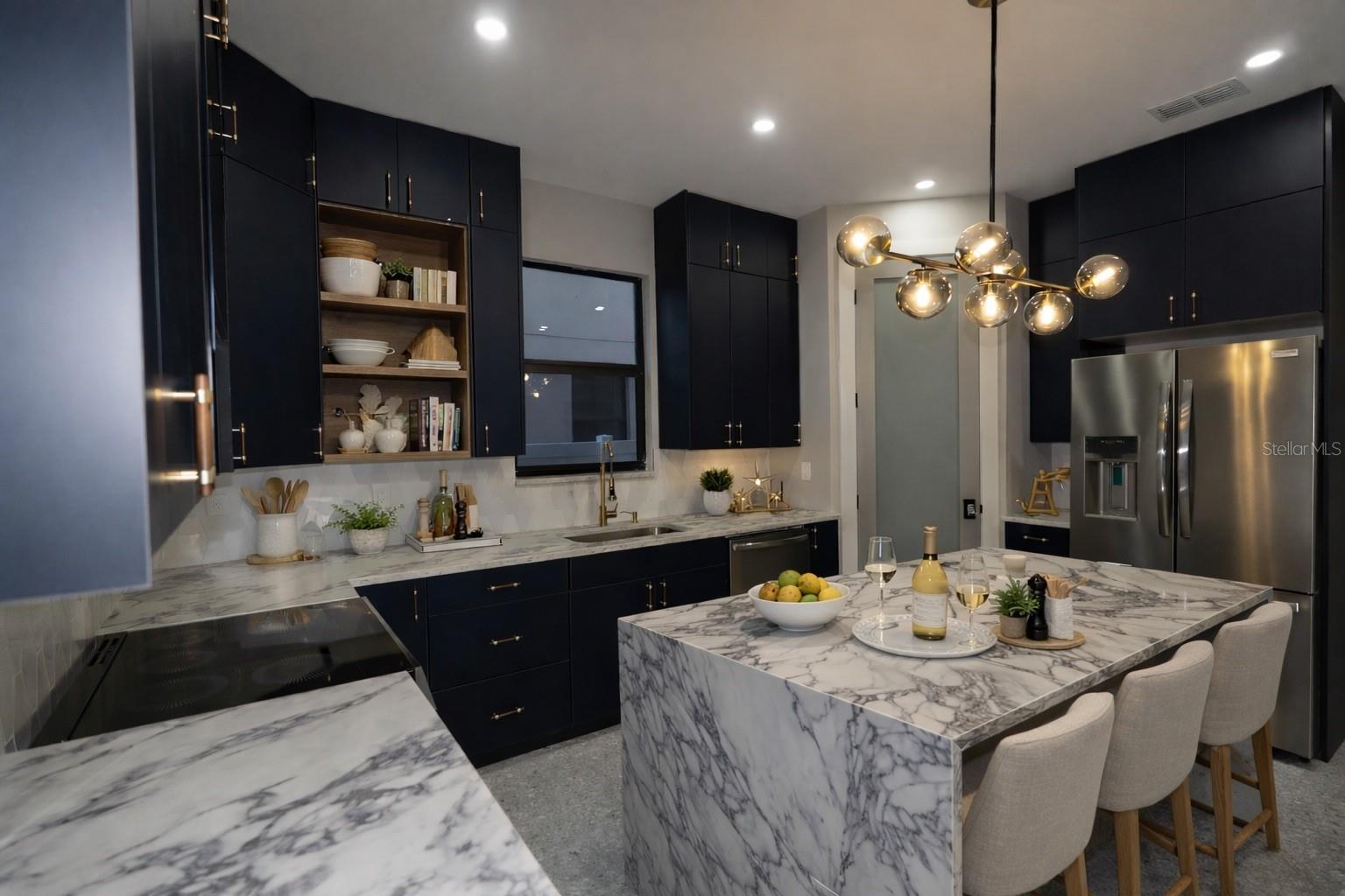 Image 18 of 45 For 7621 Amherst Street