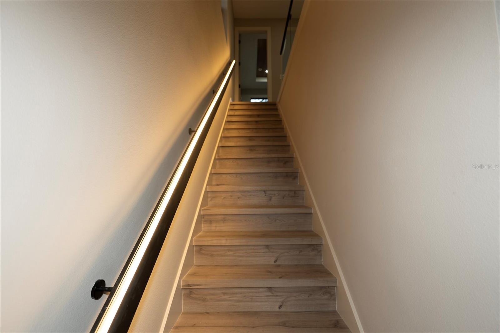 Image 23 of 45 For 7621 Amherst Street