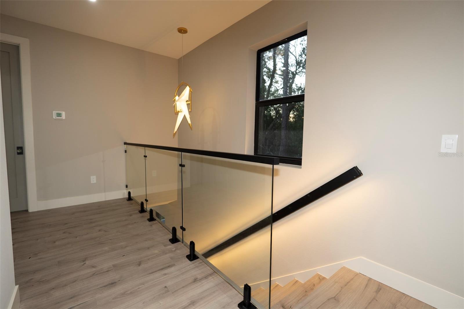 Image 24 of 45 For 7621 Amherst Street