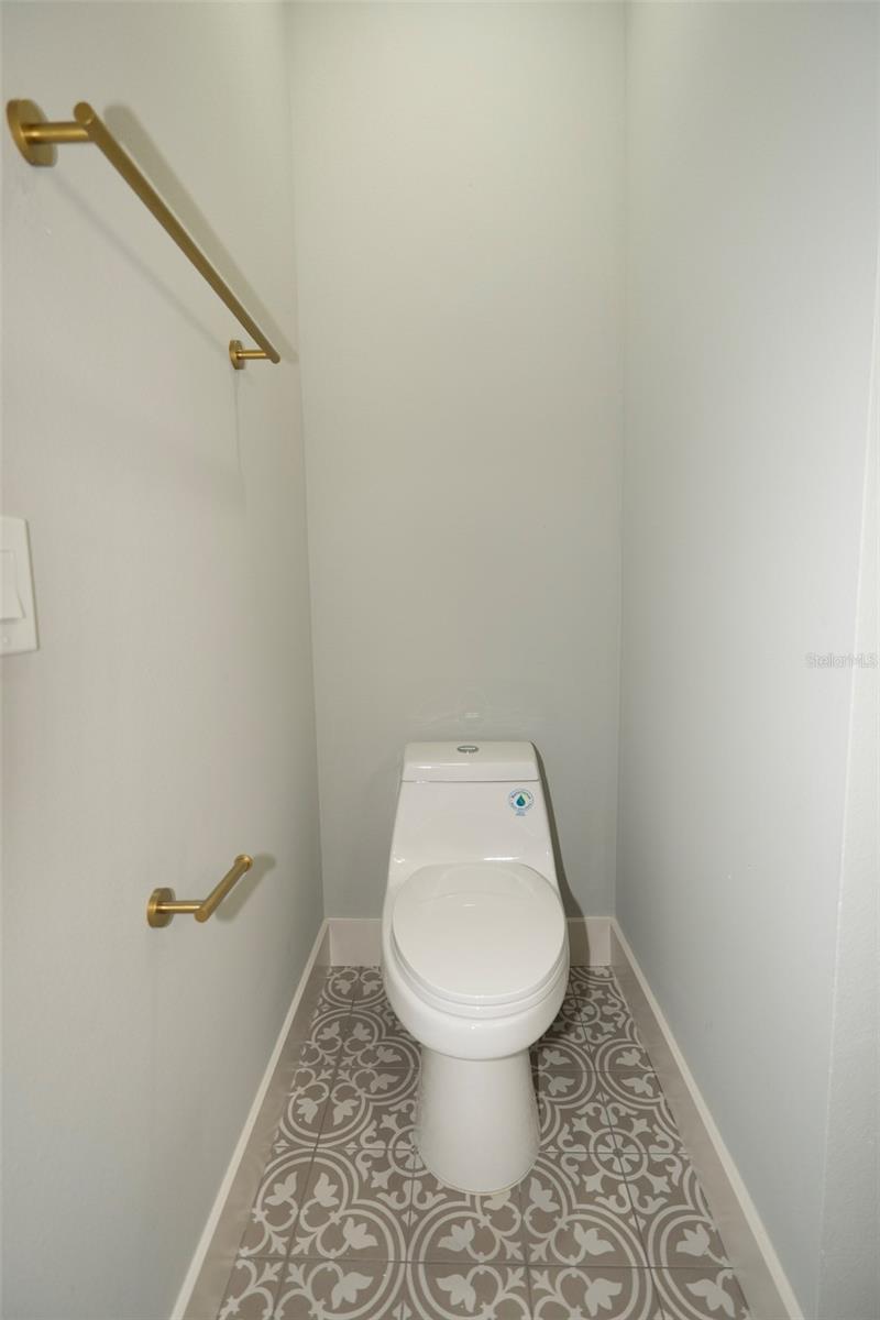 Image 34 of 45 For 7621 Amherst Street