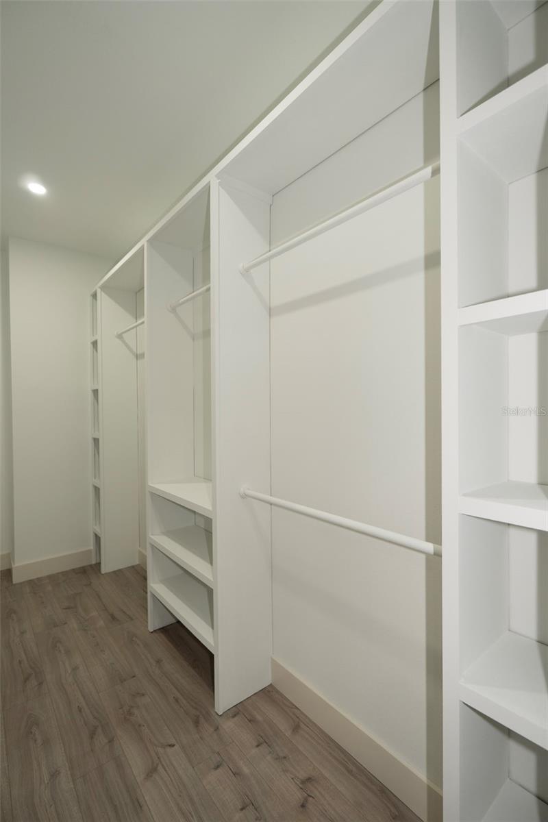 Image 37 of 45 For 7621 Amherst Street