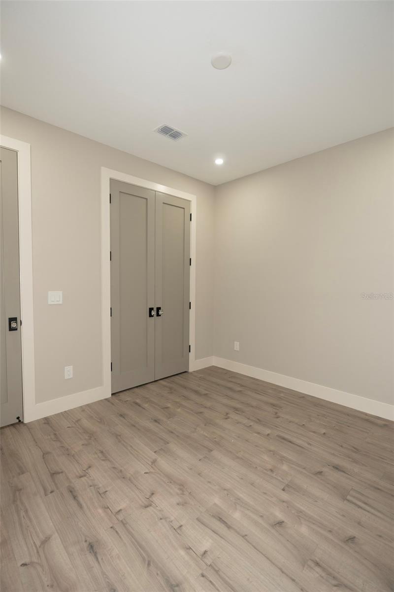 Image 39 of 45 For 7621 Amherst Street