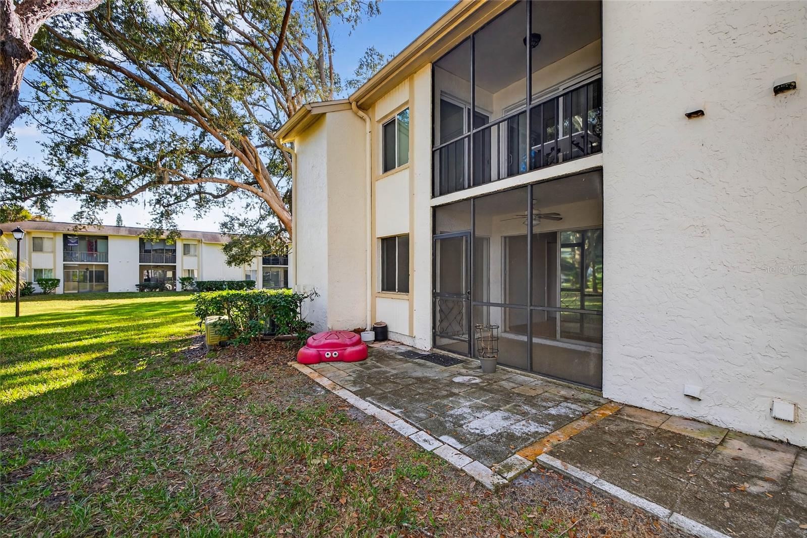 Image 23 of 24 For 219 Palmetto Court 219