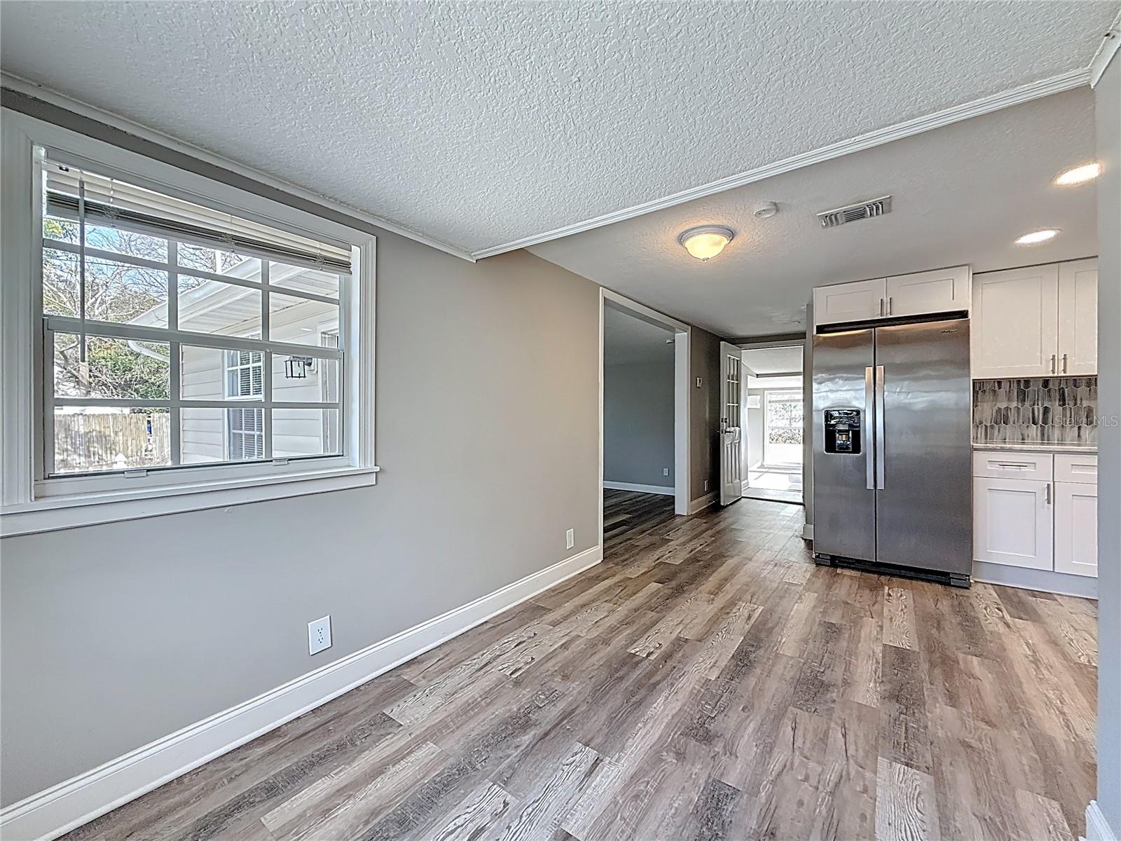 Image 25 of 76 For 1125 Michigan Drive N