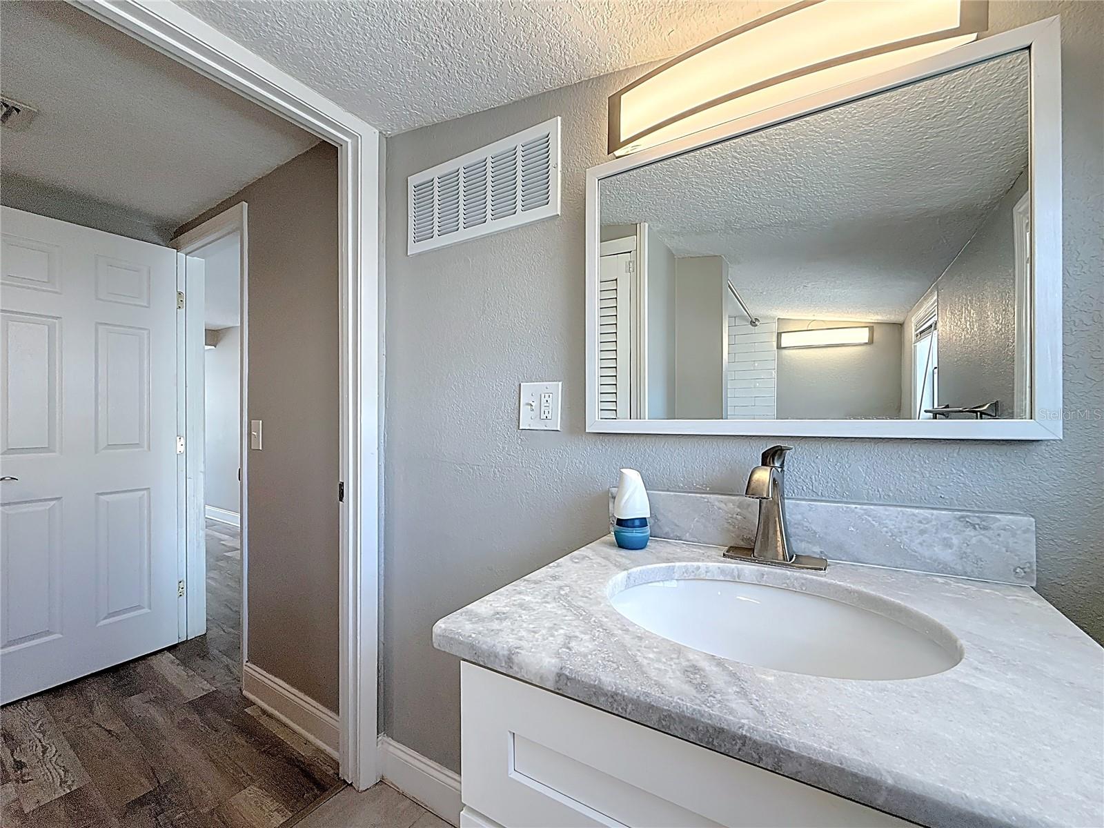 Image 35 of 76 For 1125 Michigan Drive N