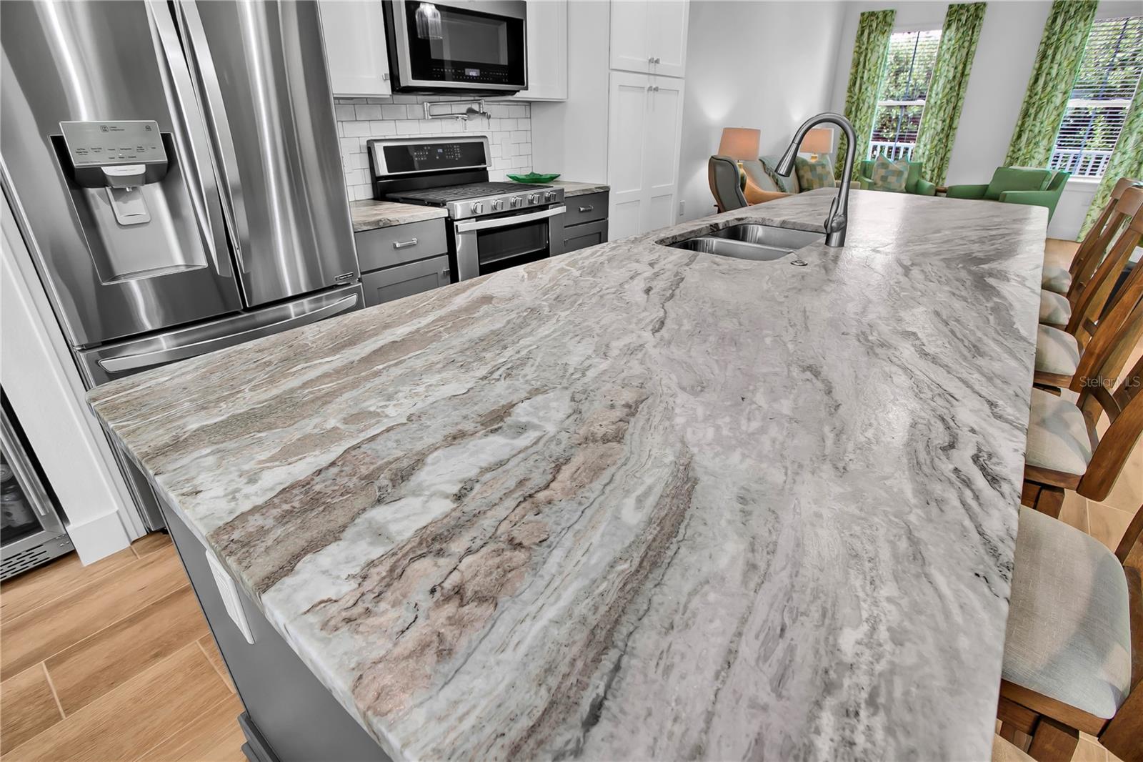 Image 15 of 47 For 19915 Gulf Boulevard 204