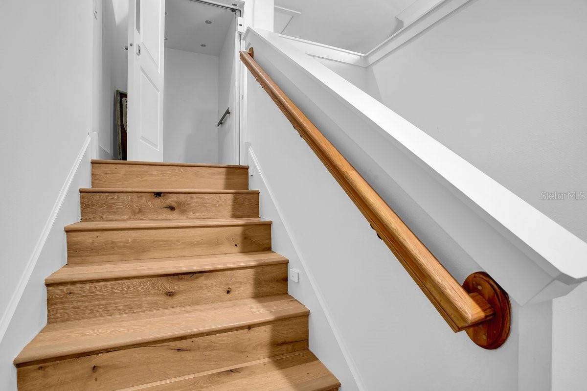 Image 45 of 47 For 19915 Gulf Boulevard 204