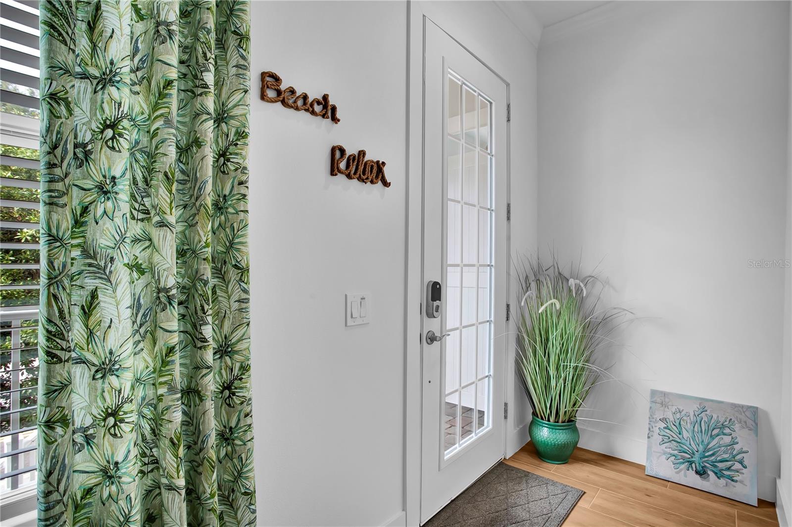 Image 7 of 47 For 19915 Gulf Boulevard 204